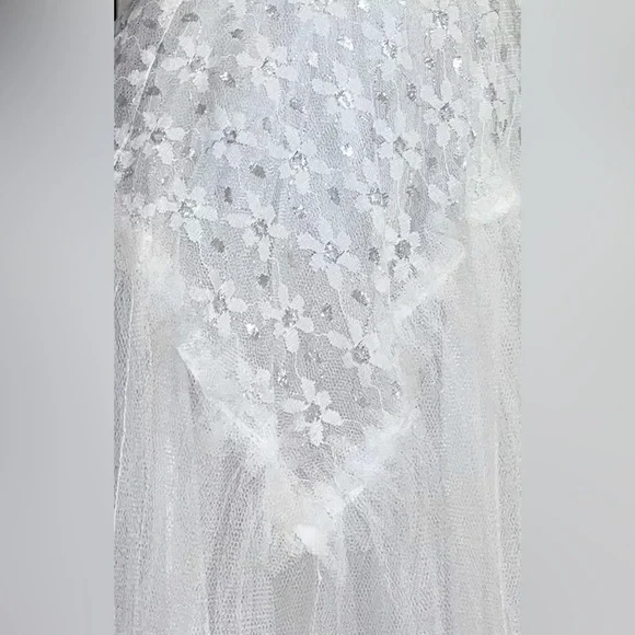 1950s Vintage White & Metallic Silver Tulle Layered Wedding Ballerina - Picture 8 of 8